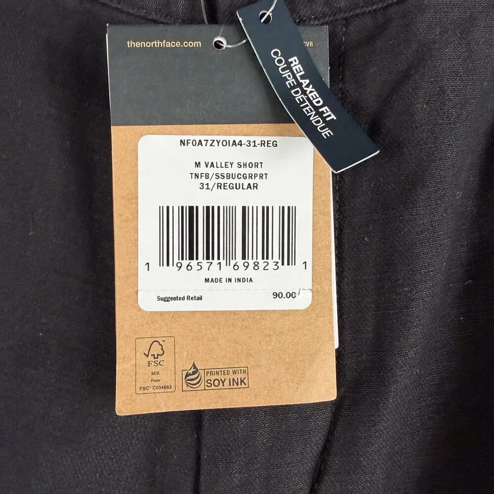The North Face Valley Cargo Shorts Black Canvas 7” Inseam Size 31 Reg NEW